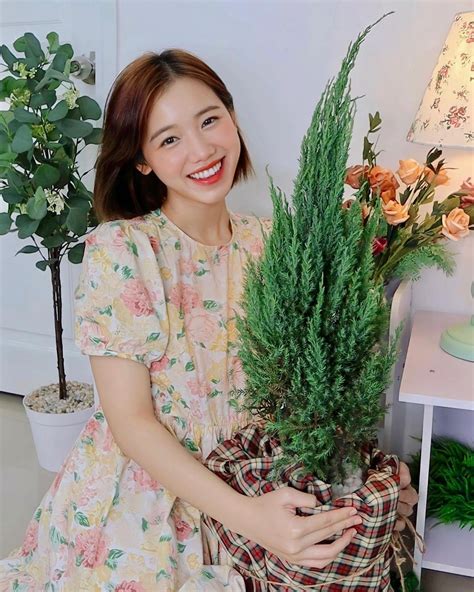 Mỹ nhân sinh năm 2000 liên tục xả ảnh trên thảm đỏ hot nhất đầu năm netizen u mê Chuẩn xinh