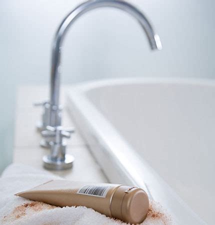 mẹo để waxing vùng bikini không đau