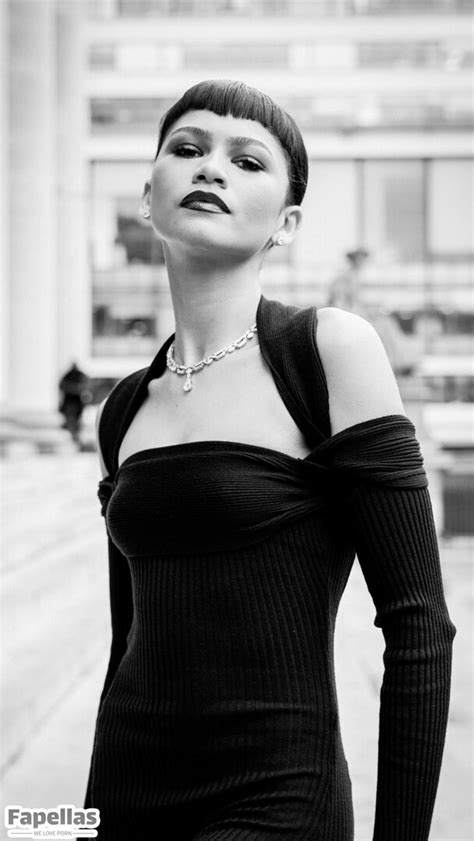 Zendaya Nude Leaks OnlyFans Photo Fapellas