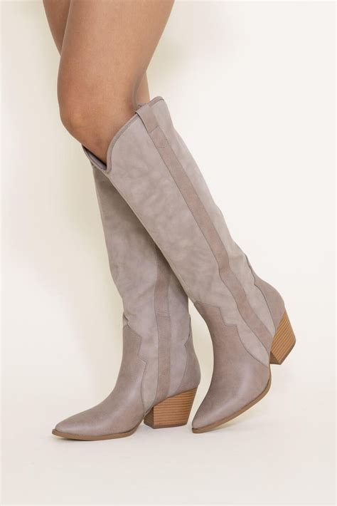 Qupid Shoes Vaca Tall Western Boots For Women In Brown