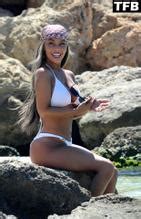Chelsee Healey Sexy Seen Flaunting Her Hot Bikini Body At The Beach In