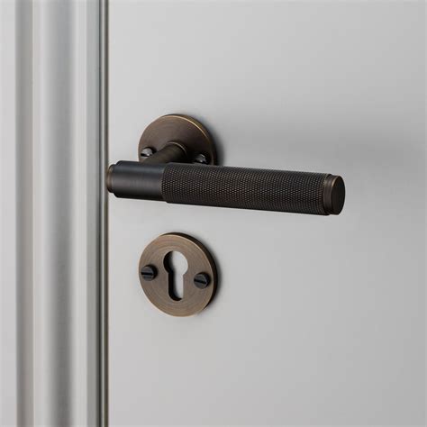 Дверные ручки в интерьере (75 фото) - фото - картинки и рисунки ...