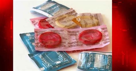 Stealthing Trend Men Encourage Men To Take Off Condoms During Sex