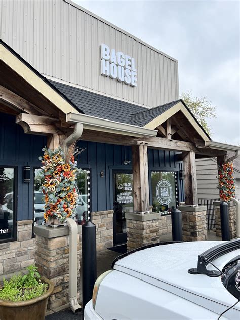 bagel and bread house 9