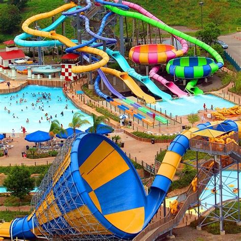 Five Thrilling Water Parks Check It Off Travel Custom Travel Planning
