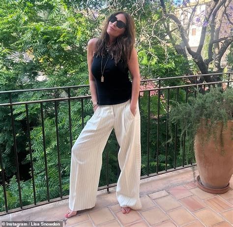Lisa Snowdon Flaunts Her Incredible Figure In A Plunging Black Bikini As She Shares A Rare