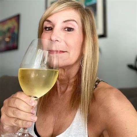 Cougar 65 Names Five Reasons Older Women Are Better To Date Including Sex Daily Star