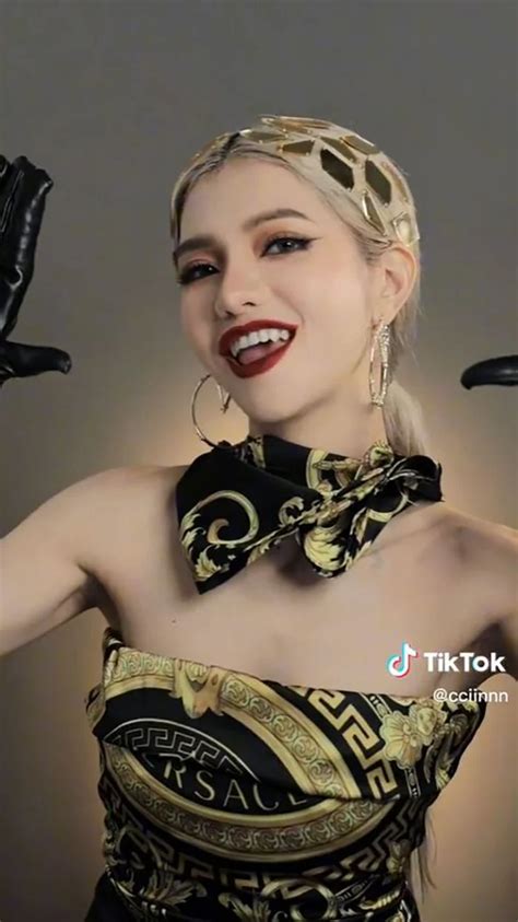 Lisa Vi T Nam Ciin B Mang Ra So S Nh V I Xo I Non N T I Ph Ng I M N Y Hot Kols