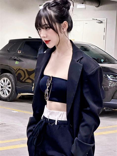 D N Hot Girl Loa Ph Ng Khi N Fan Nam X I Xem Phim H I Thay I Ng Ng Ng