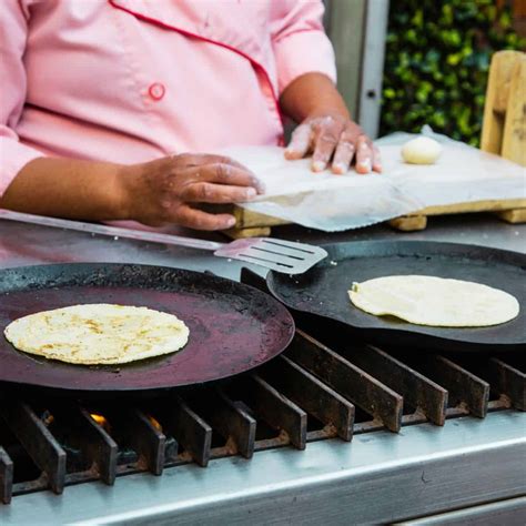 Six Essential Mexican Cooking Utensils Anas Heavenly Tacos