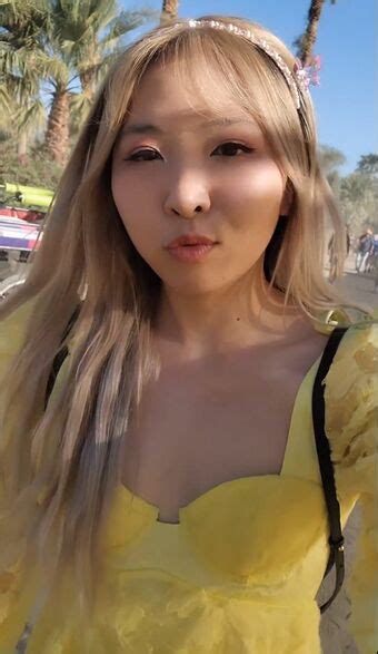 Yvonnie Yvonne Yvonnieng Nude Leaks OnlyFans Leaked Models The Fappening News