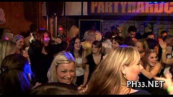 Sexo Grupal Muy Sexy En Un Club Xvideos