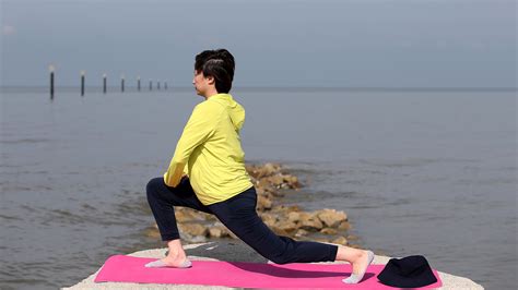 The 7 Benefits Of Lunges And How They Build Strength Goodrx