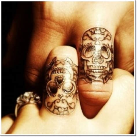 40 Of The Best Wedding Ring Tattoo Designs