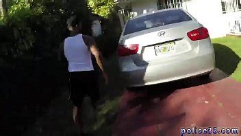 Polic A Gay Peludo Y Desnudo Caliente Nos Encontramos Con Un Sospechoso Xvideos