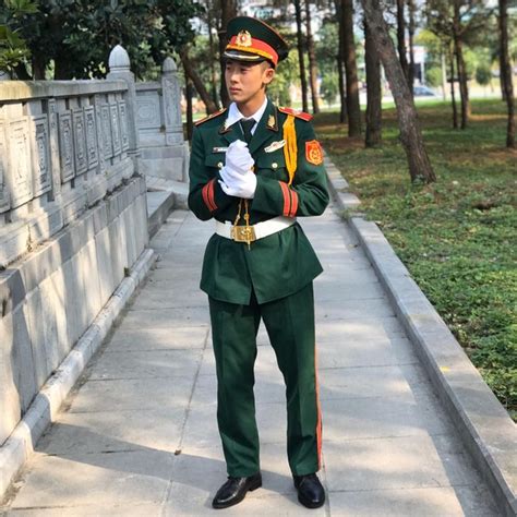 Hot Boy C C D N M Ng Y U M N Nh T N M P B O D N Tr