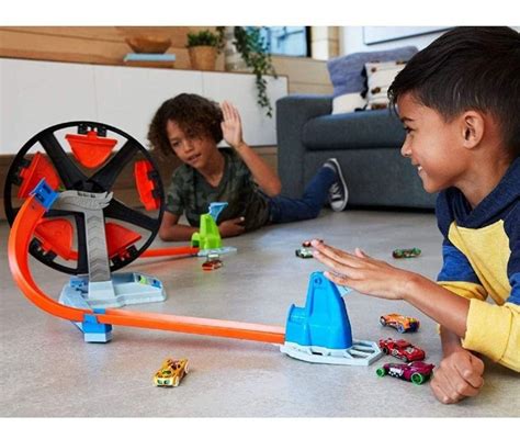 Hot Wheels Pista Competi O Girat Ria Lan Ador Gjm Mattel