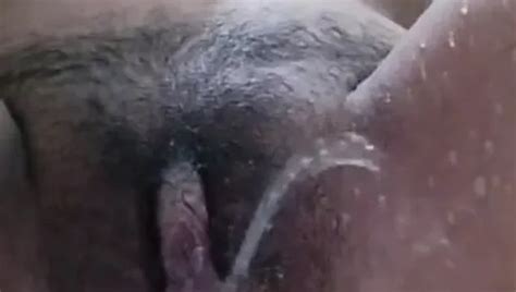 Desi Hot Bhabhi Squirts Xhamster