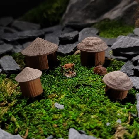Miniature Tiki Hut Village Terrarium Decor Set Bantamearth