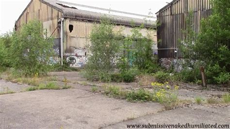 STRIP EM NAKED Working Girl Raven Shows Whats On Offer If You Will Only Follow Her