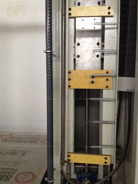 Professional Hot Wire CNC Foam Cutter Multi Functional Cutting EPS Foam Machine 2D Cutting