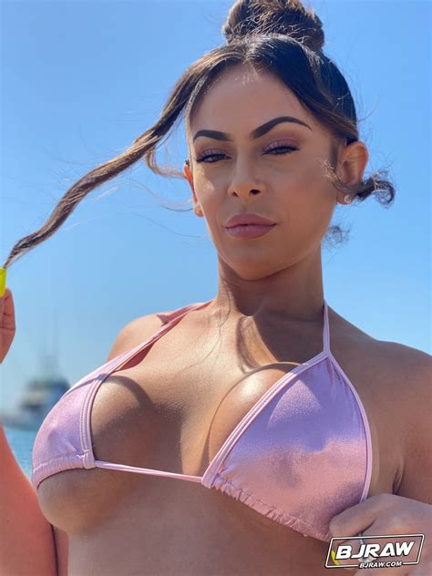 Latina Goddess Kiki Klout Flaunting Her Incredible Curves Giving A POV BJ CoedCherry