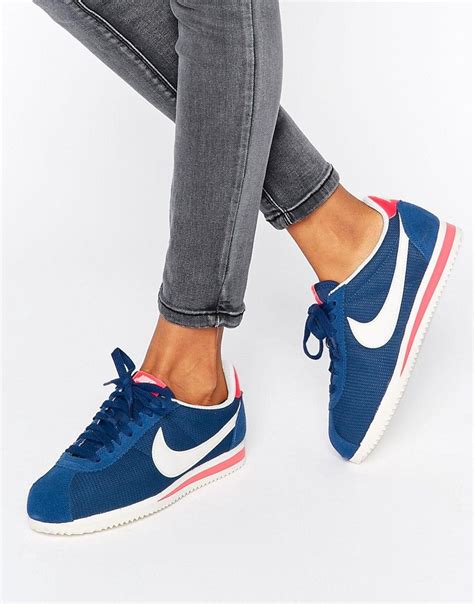 Venta Tenis Nike Clasicos Mujer En Stock