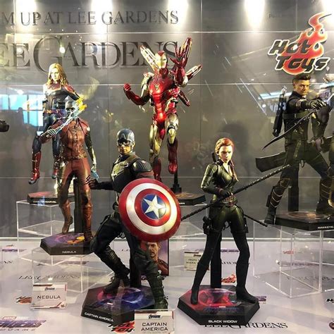 Captain Marvel Captain Marvel 1 6 Scale Figure Hot Toys Hi Def Ninja Pop Culture