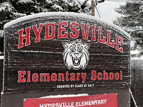 Owensville residents gather at gottenstroeter funeral home in owensville 9