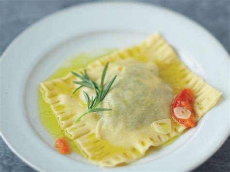 Ziegenk Se Spinat Ravioli Rezept Eat Smarter