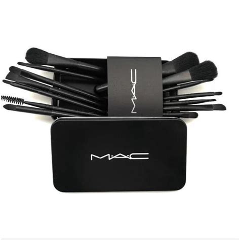 Mac naked huda ชดแปรงแตงหนา ชนพรอมกลองเกบ Shopee Thailand