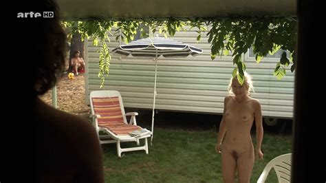 Naked G Raldine Martineau In La Fonte Des Neiges