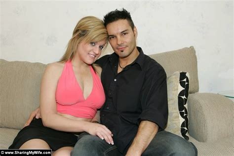 Johnny Sharing His Cock Hungry Housewife Tyla Porn Pictures XXX Photos Sex Images 3400723