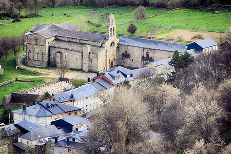 GALENDE Qué ver y hacer Pueblo de grandes valles y lagunas 2023