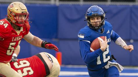 Les Carabins Battent Le Rouge Et Or En Finale Provinciale Radio Canada