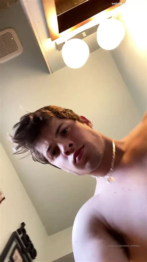 Free Tall Muscle Gay Porn Videos Xhamster