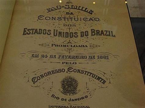 Sobre A Constituição De 1891 Considere - Foto de uma página da Constituição brasileira de 1891. [Fonte ...