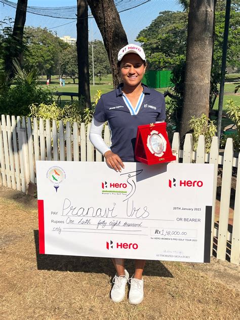 pranavi opens  season   win  mumbai india golf weekly