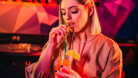 Receita Sex On The Beach Conhece Este Drink Que Nasceu Em 1987 Do Sol Da Florida EUA Datto News