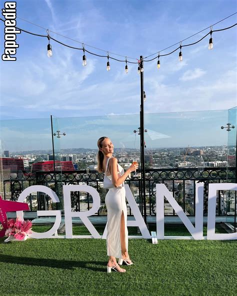 Savannah McCray Nude OnlyFans Leaks Photo Fapopedia