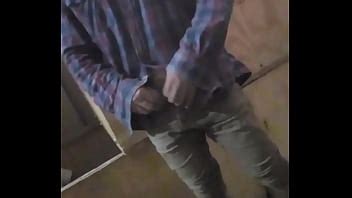 Tocandome En El Trabajo XVIDEOS