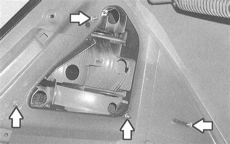 Мерседес-Бенц 203. Снятие и установка заднего фонаря. Mercedes-Benz C ...