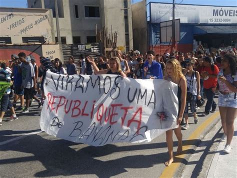 Imagens De Protestosorocaba - G1 - Protesto de trabalhadores paralisa serviços em Sorocaba e Jundiaí ...