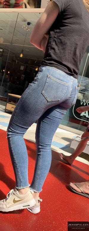 Blonde Candid Ass In Tight Jeans HD Porn Pics