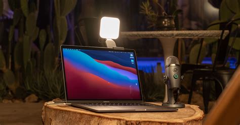 Logitech’s Litra Glow is the perfect little LED for getting into streaming