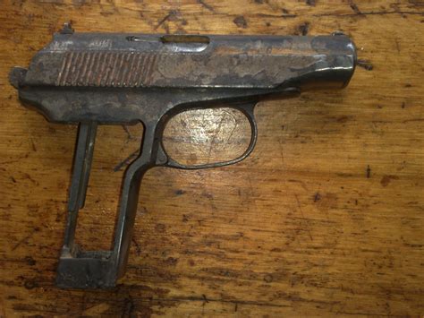 Специалист по пневматическому оружию.