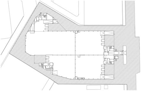 Cuatro Naves Industriales Y Oficinas Mateo Corrales Lantero Arquitecto