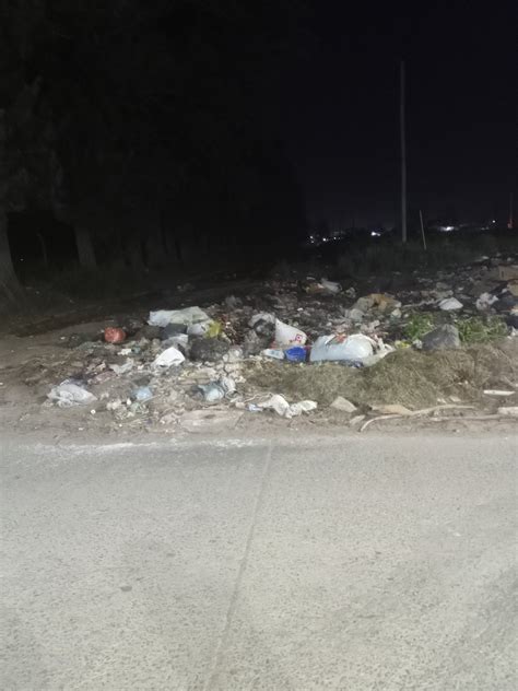 Vecinos varelenses expresan su descontento por la falta de