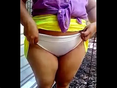 En Mi Faldita Amarilla Y Mi Panti Blanca Xvideos