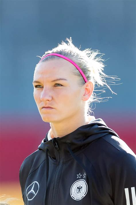 32 Facts About Alexandra Popp | FactSnippet